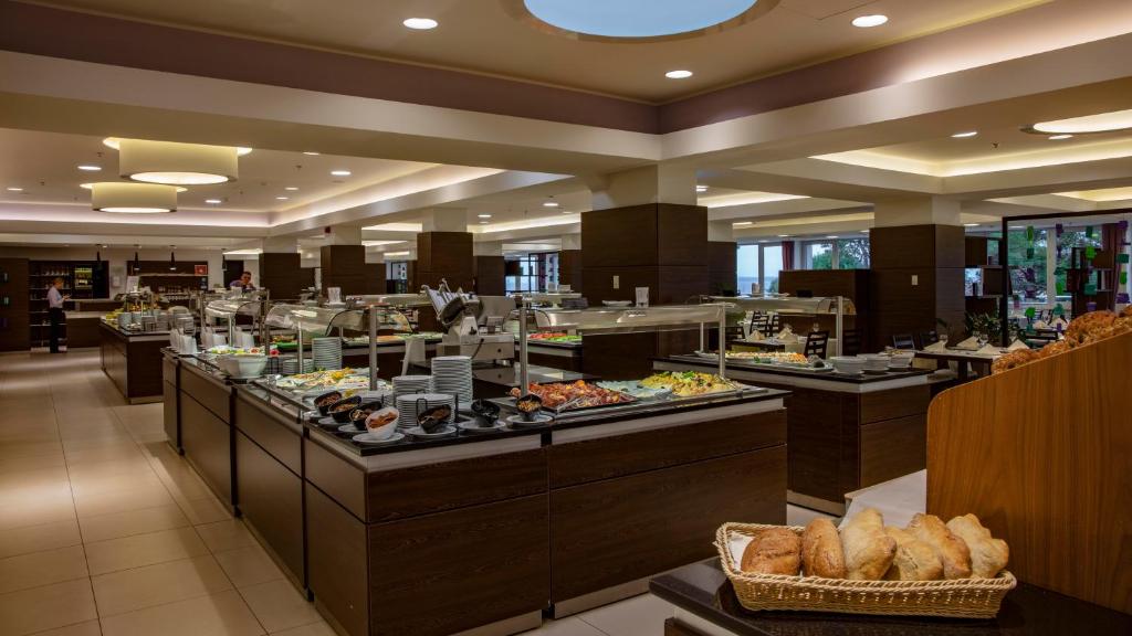 Hotel food
